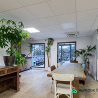 Bureau privé 80 m² 18 postes Location bureau Rue Jadin Paris 75017 - photo 7